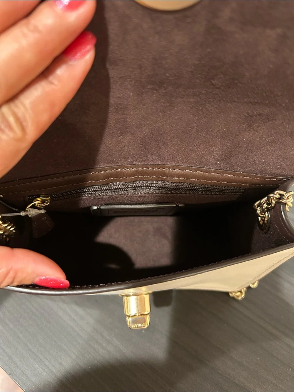 Coach Bowery Crossbody Bag (Style#F31384) EUC